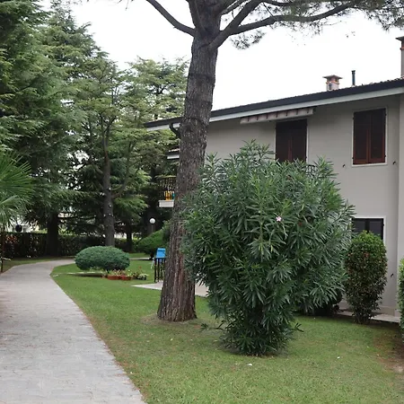Saporedilago Apartment *